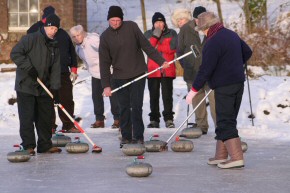 Picture of curling match at Drumore Curling Pond 10 January 2010 23KB